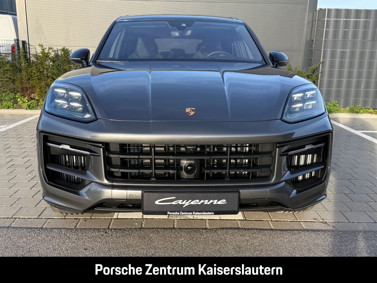Porsche Cayenne E-Hybrid Black Edition HA-Lenkung 21-Zol