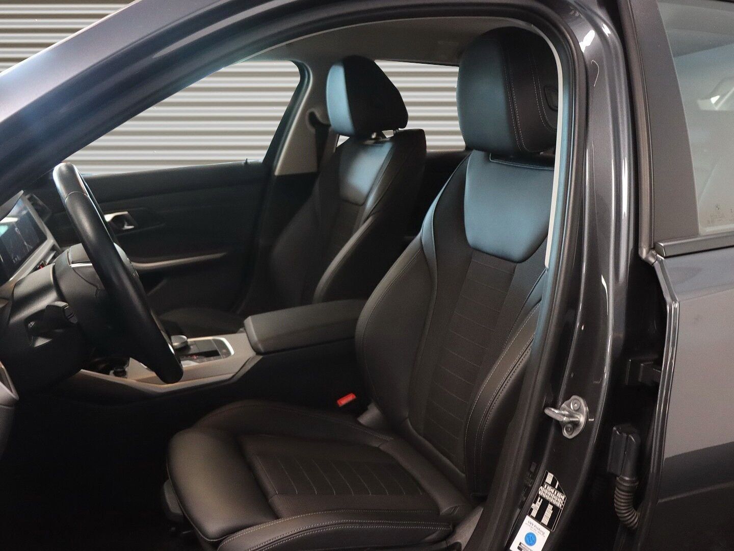 BMW 320d A - Samsaru's Car Outlet