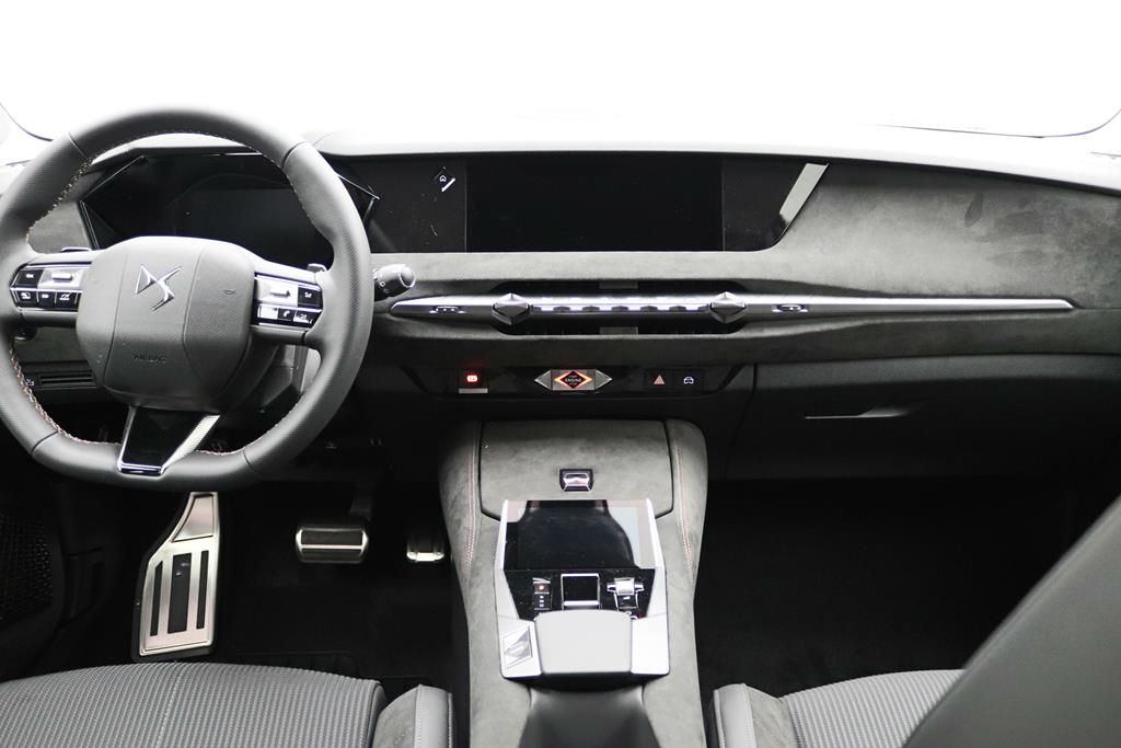 DS Automobiles DS4 Performance Line +
