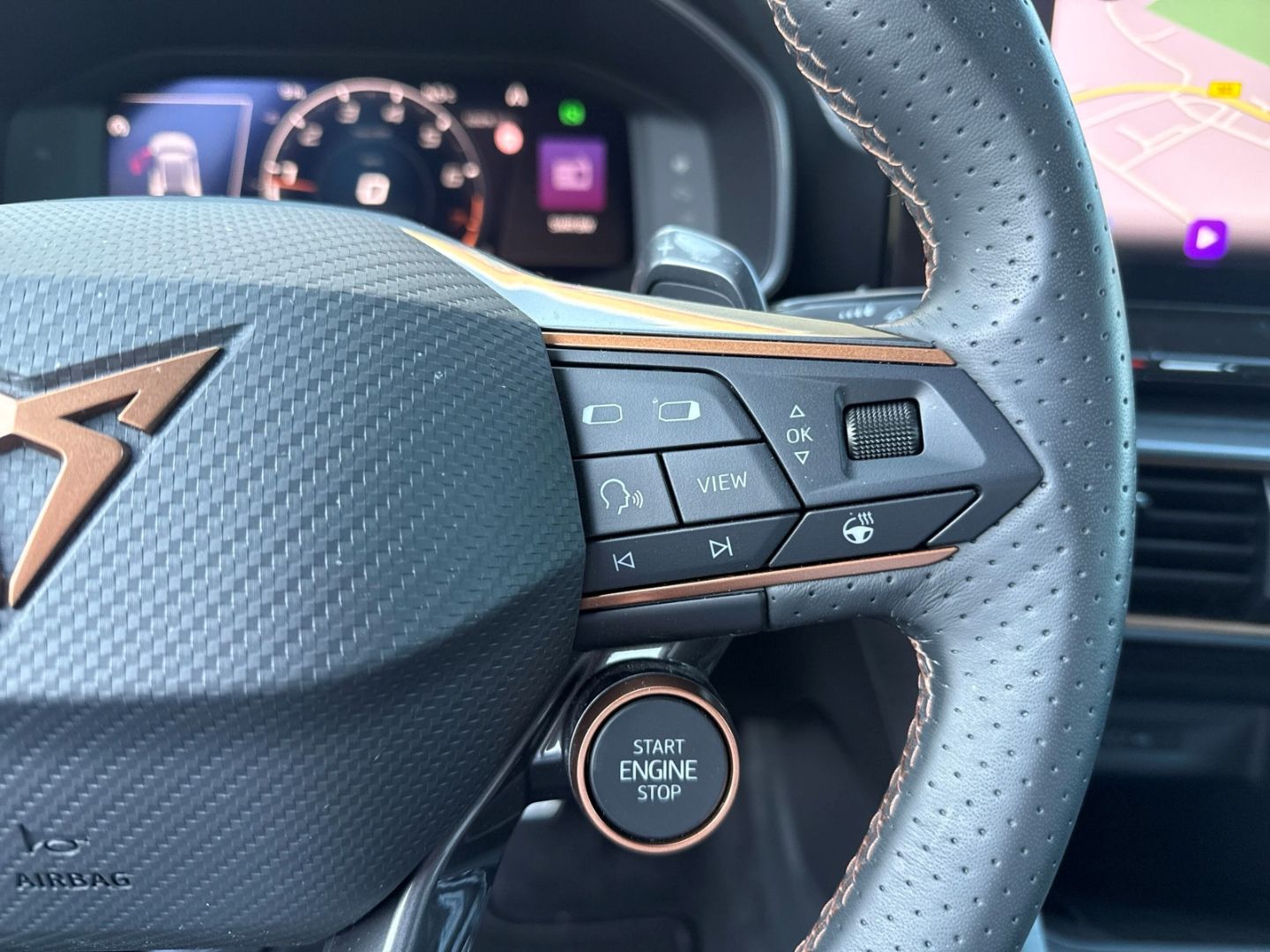 Cupra Formentor VZ 4D 2.0TSI *AHK+NAVI+BEATS+COPPER