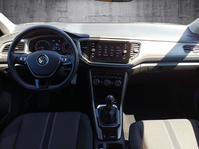 Volkswagen T-Roc 1.0 TSI Style - Samsaru's Car Outlet