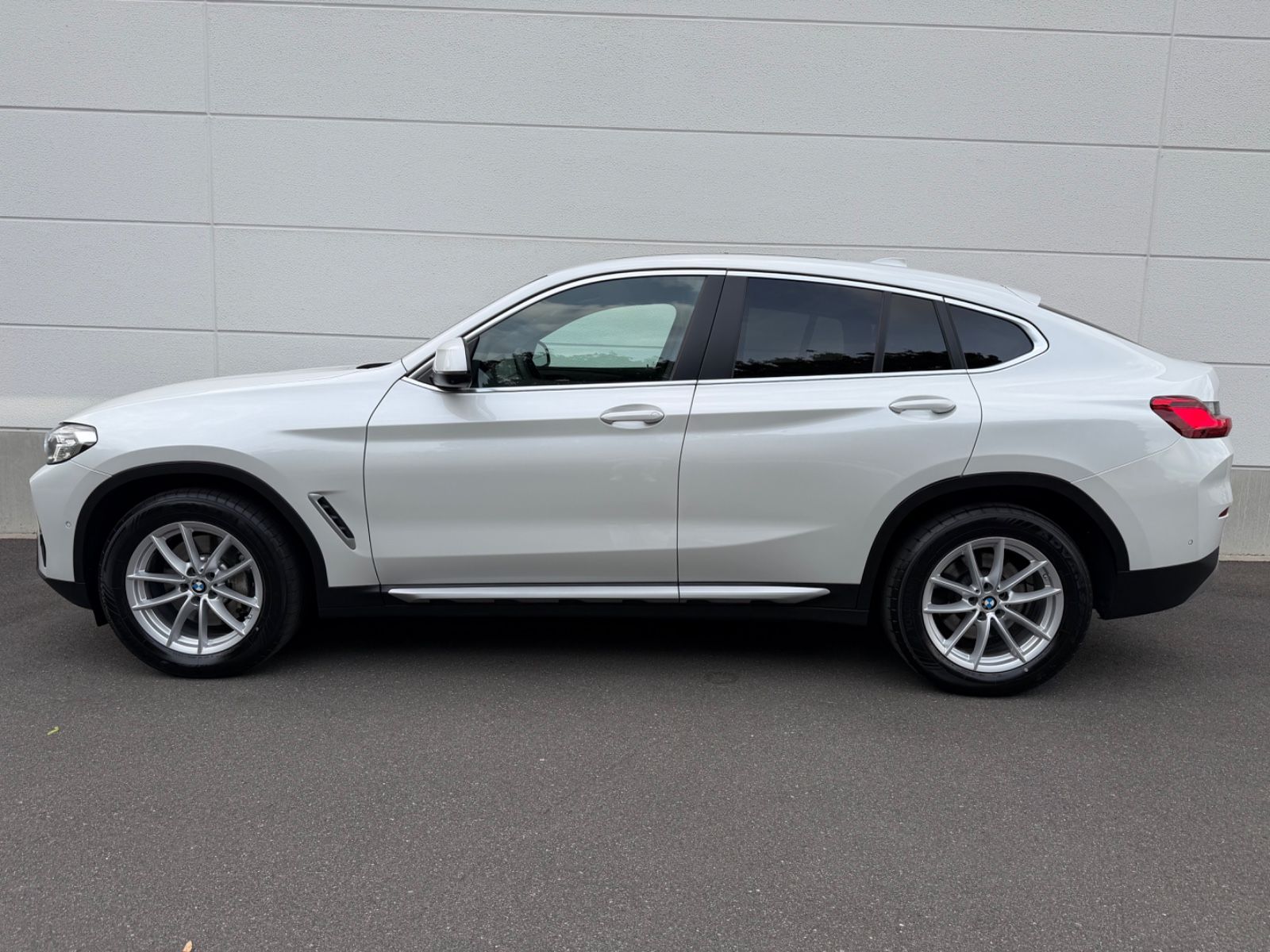 BMW X4 30d xDrive 360° Kam. AHK ACC PANO StHz Sport