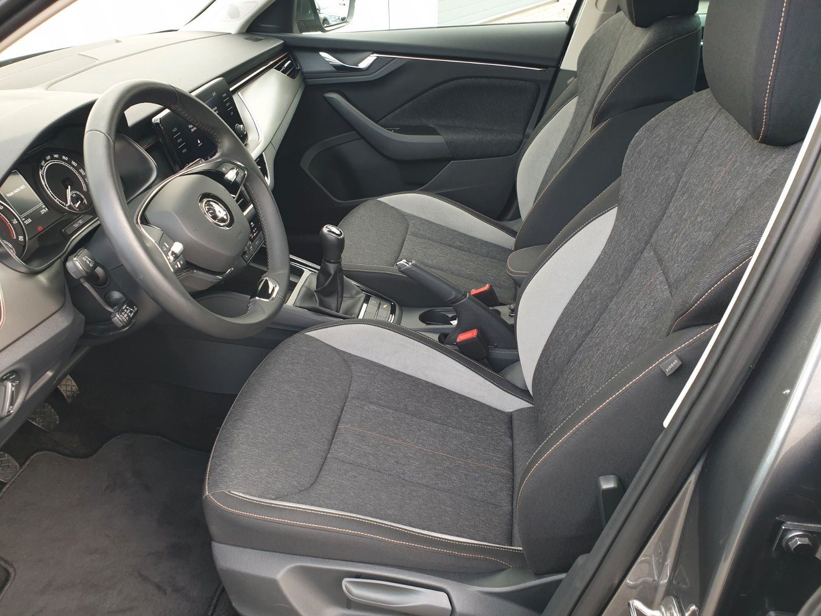 Skoda Kamiq Style - Samsaru's Car Outlet