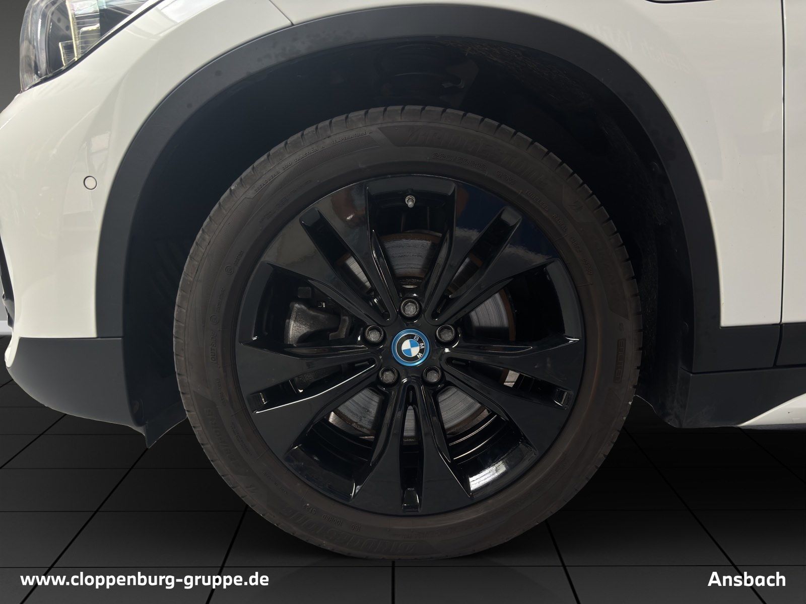 BMW X1 xDrive25e Sport Line - Samsaru's Car Outlet
