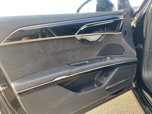 Audi A8 50TDI quattro - Samsaru's Car Outlet