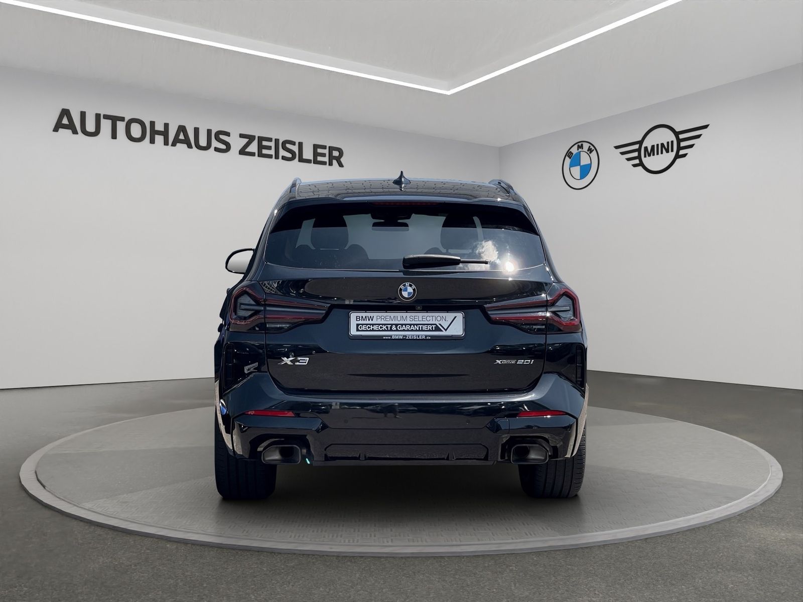 BMW X3 xDrive20i M SPORTPAKET - Samsaru's Car Outlet