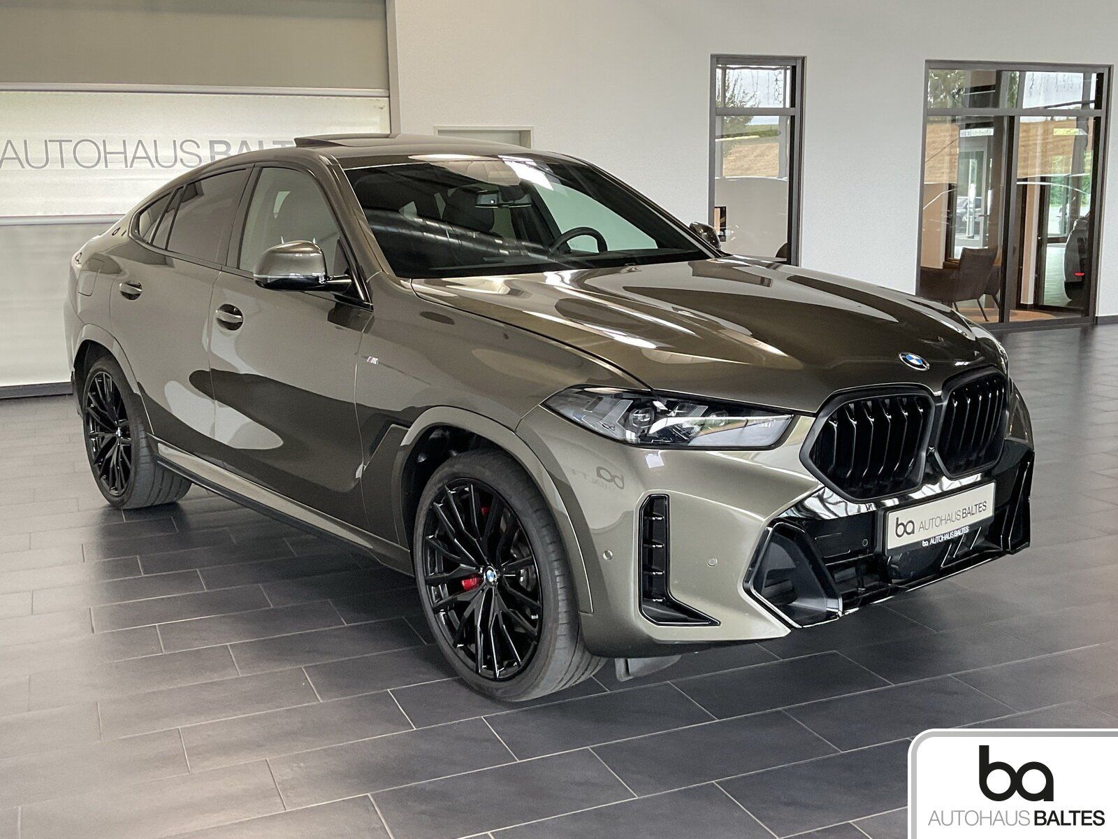 BMW X6 xDrive 30d M Sport 22"/Pano/HK/DrivPro/Luft/A