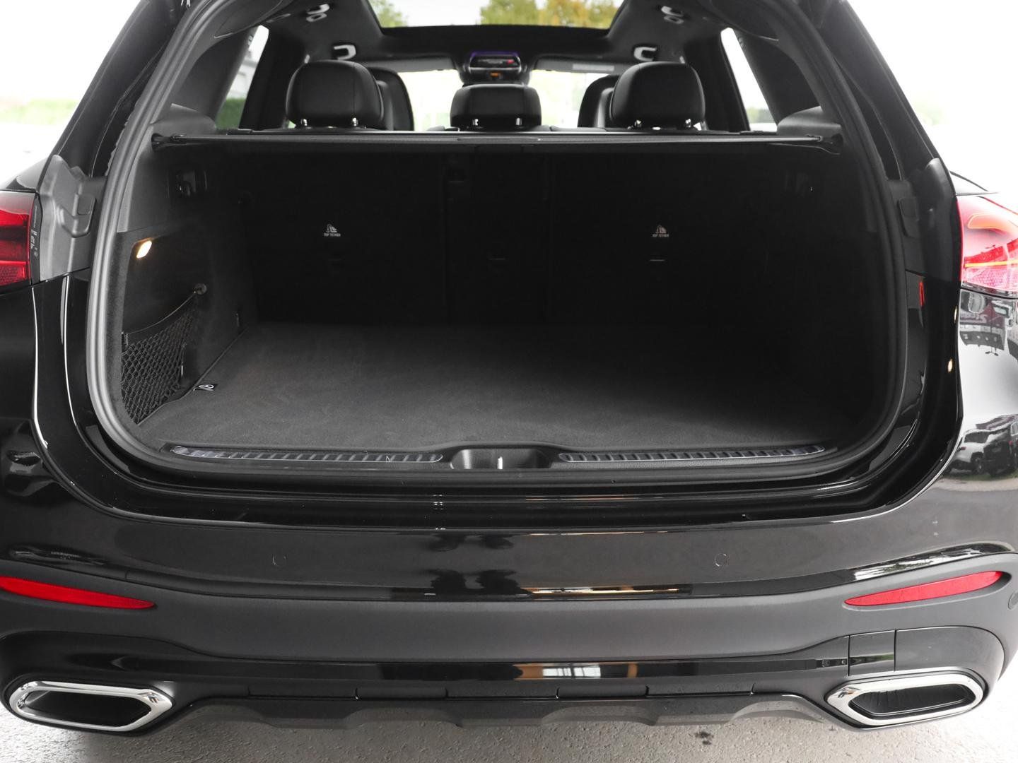 Mercedes-Benz GLC 450 d 4M Digital-Light Distronic Pano AHK