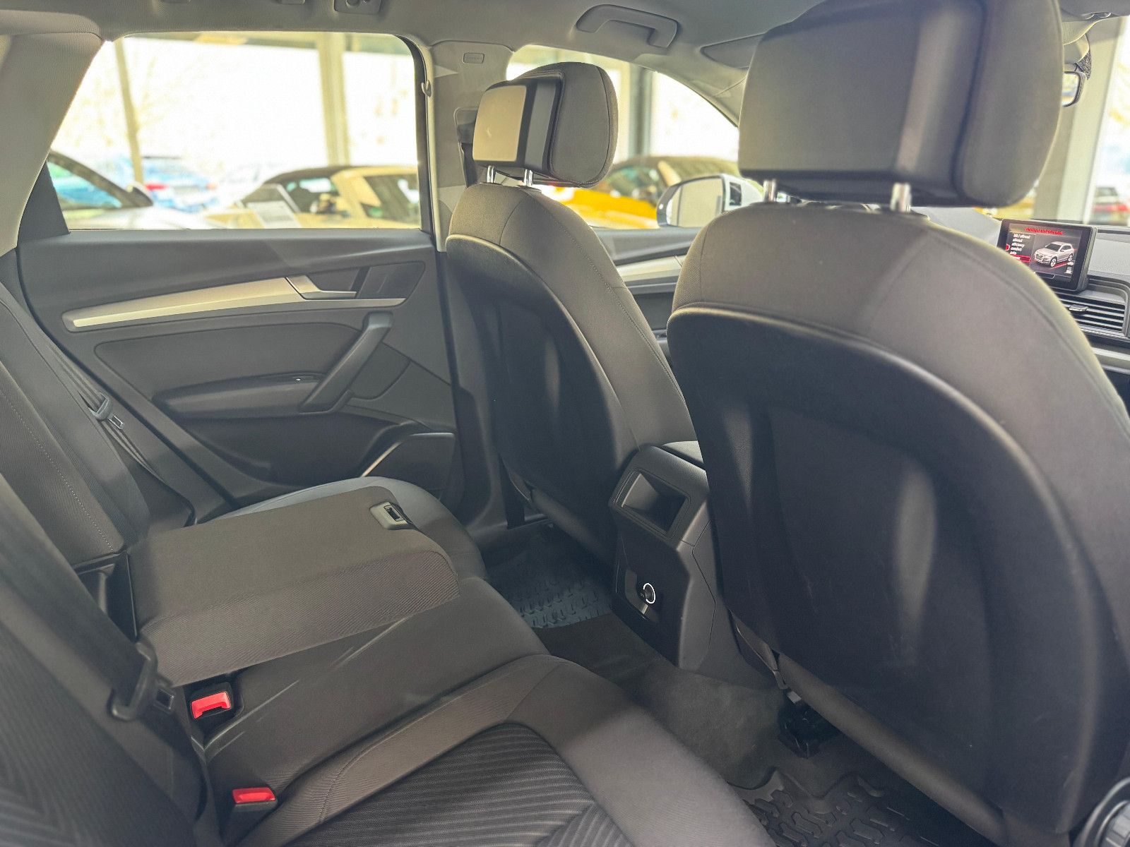 Audi Q5 35 TDI quattro - Samsaru's Car Outlet