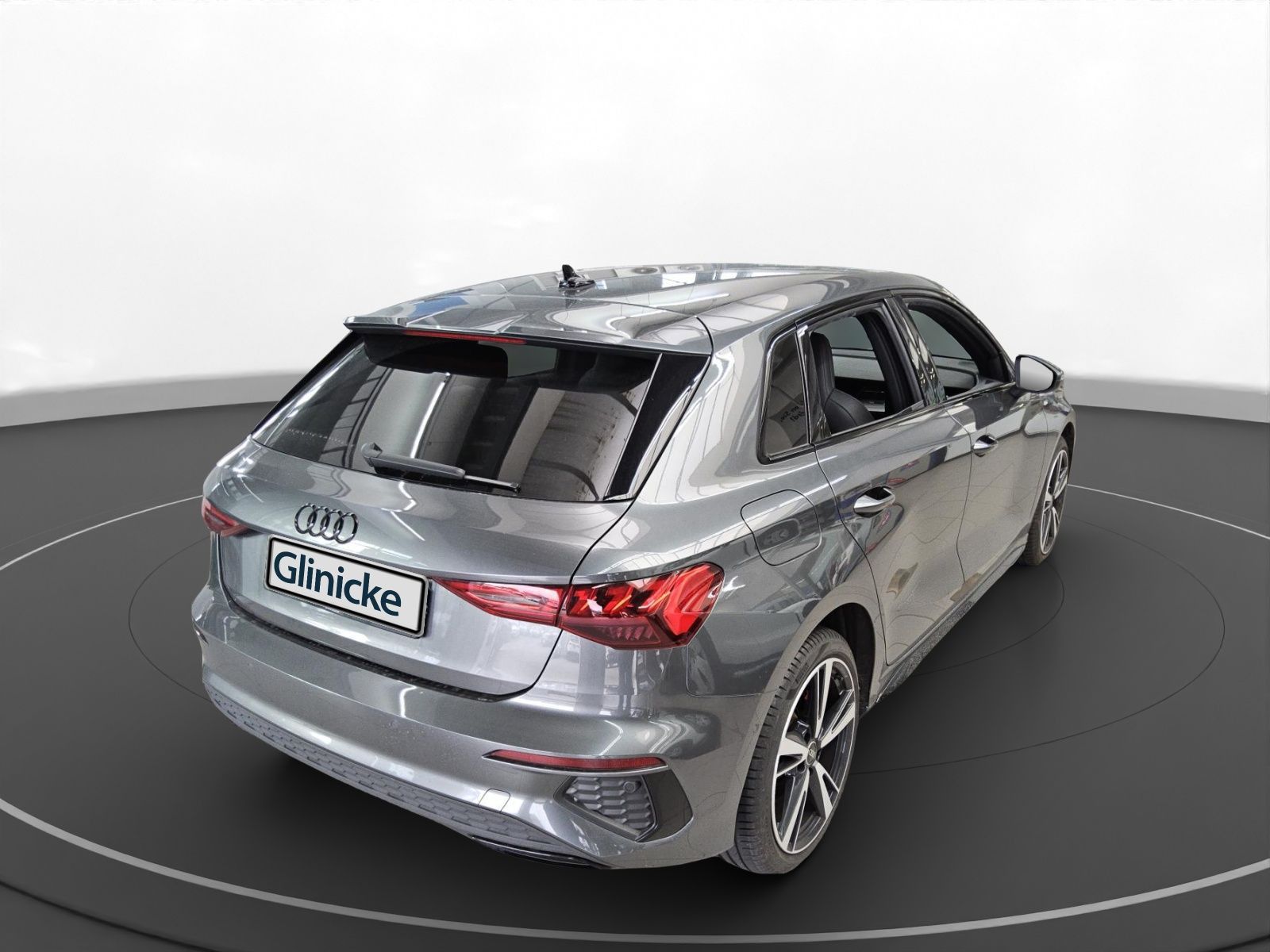 Audi A3 Sportback 45 TFSIe S line Matrix LM 18" Navi