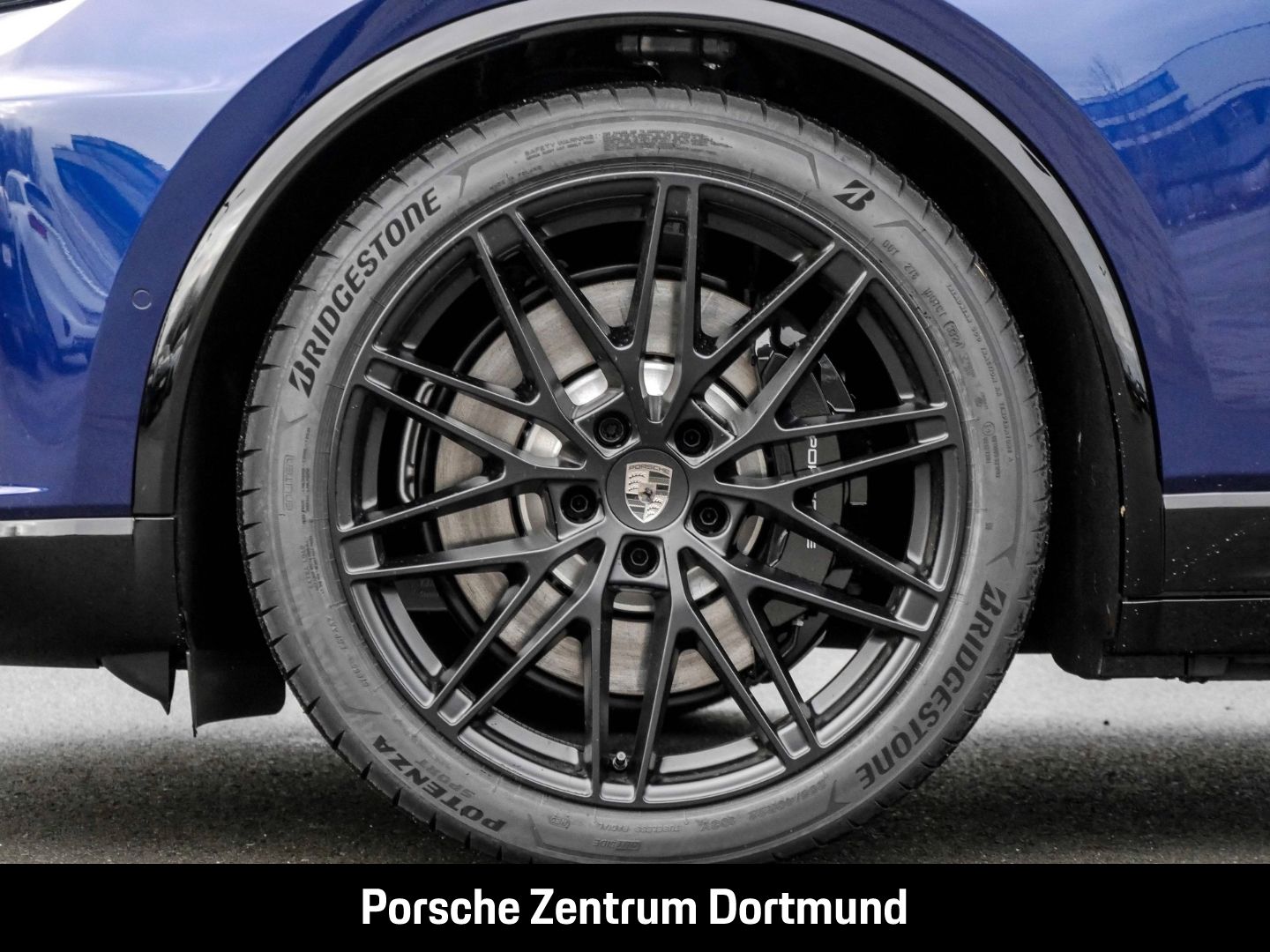Porsche Macan Turbo BOSE Luftfederung Panorama InnoDrive