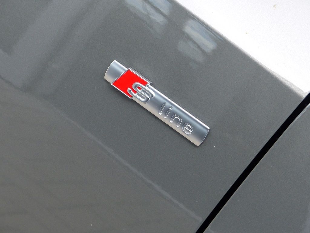 Audi Q3 Sportback 40 TFSI quattro S line - Samsaru's Car Outlet