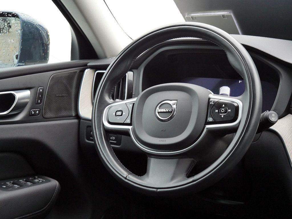 Volvo XC60 B4 Inscription AWD AHK FACEL. STANDHZ LED