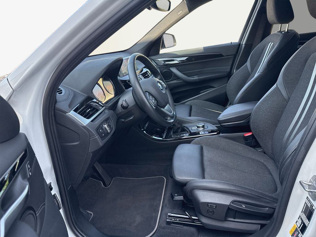 BMW X1 xDrive25e Sport Line - Samsaru's Car Outlet