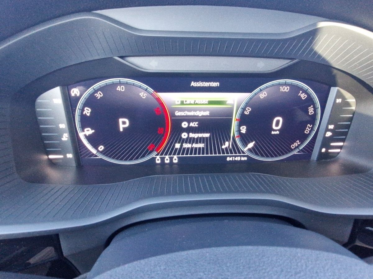 Skoda Kodiaq 2.0 TDI L&K DSG 4x4 Matrix Navi AHK Pano