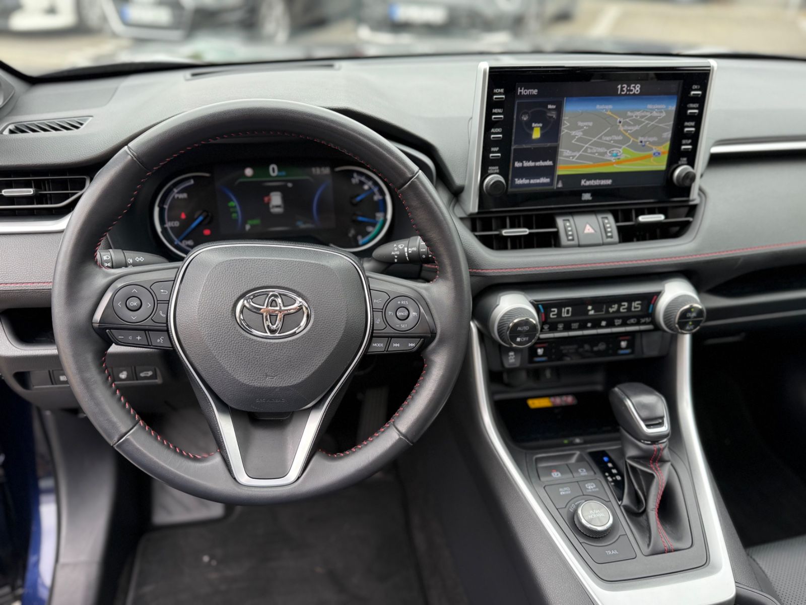 Toyota RAV 4 RAV4 Plug-in Hybrid 4x4 - Samsaru's Car Outlet
