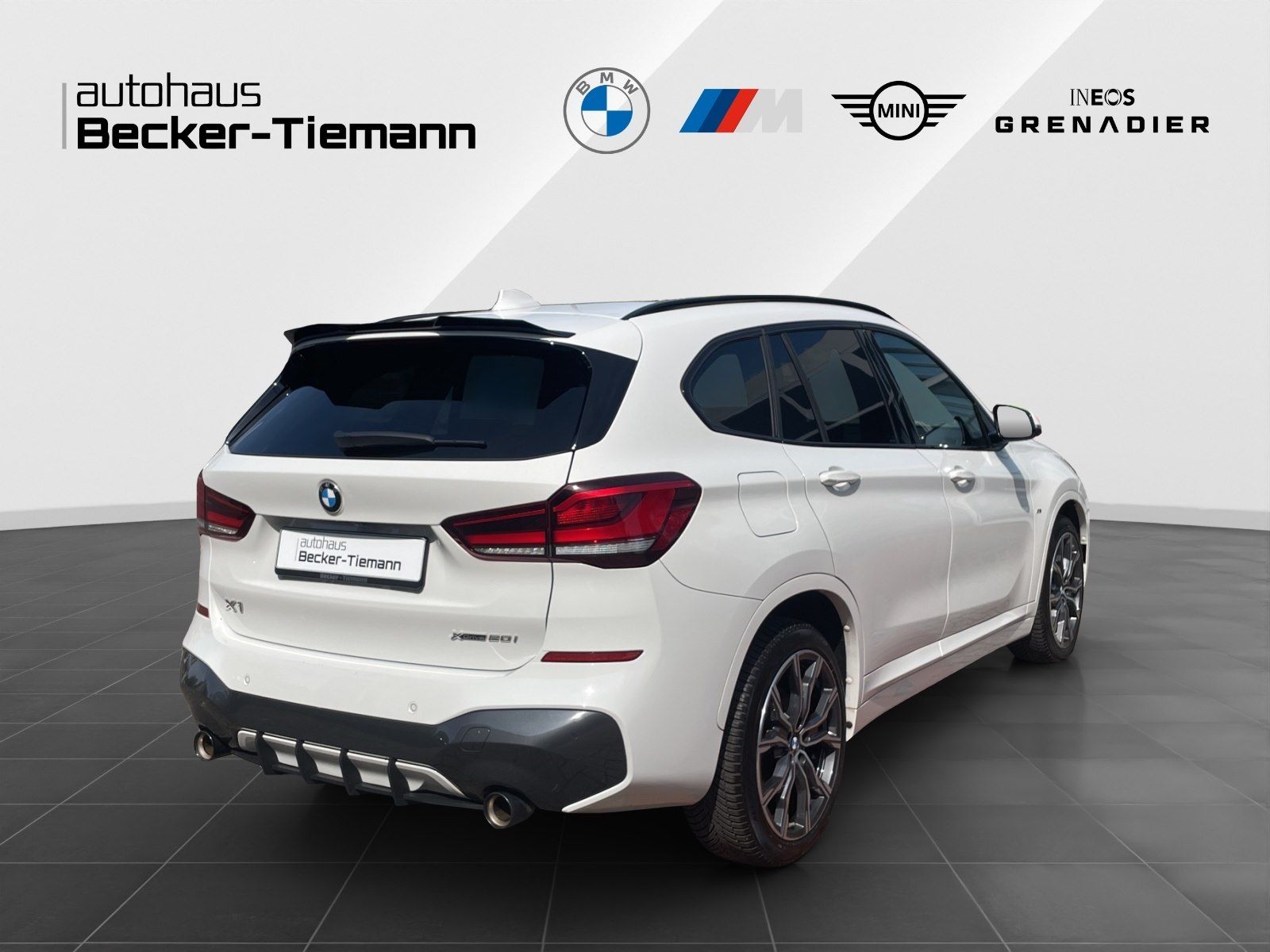 BMW X1 xDrive20i M Sport - Samsaru's Car Outlet
