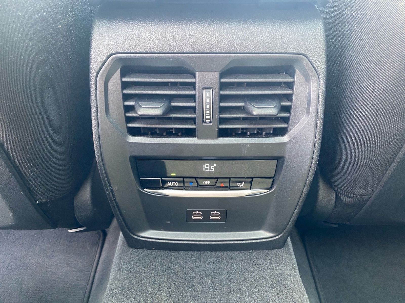 BMW 320d xDrive Touring HUD Pano DA Prof. AHK STH
