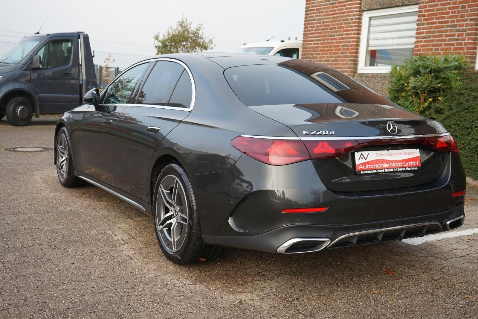 Mercedes-Benz E 220 d AMG Line Advanced - Samsaru's Car Outlet