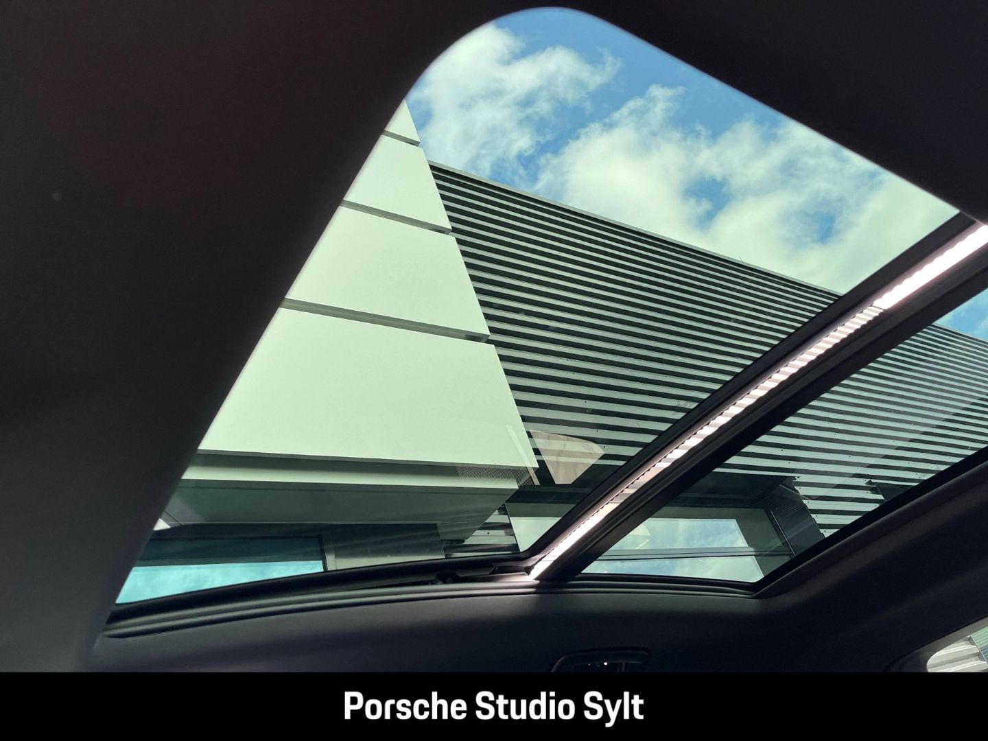 Porsche Macan 4 HA-Lenkung Surround View BOSE 22-Zoll