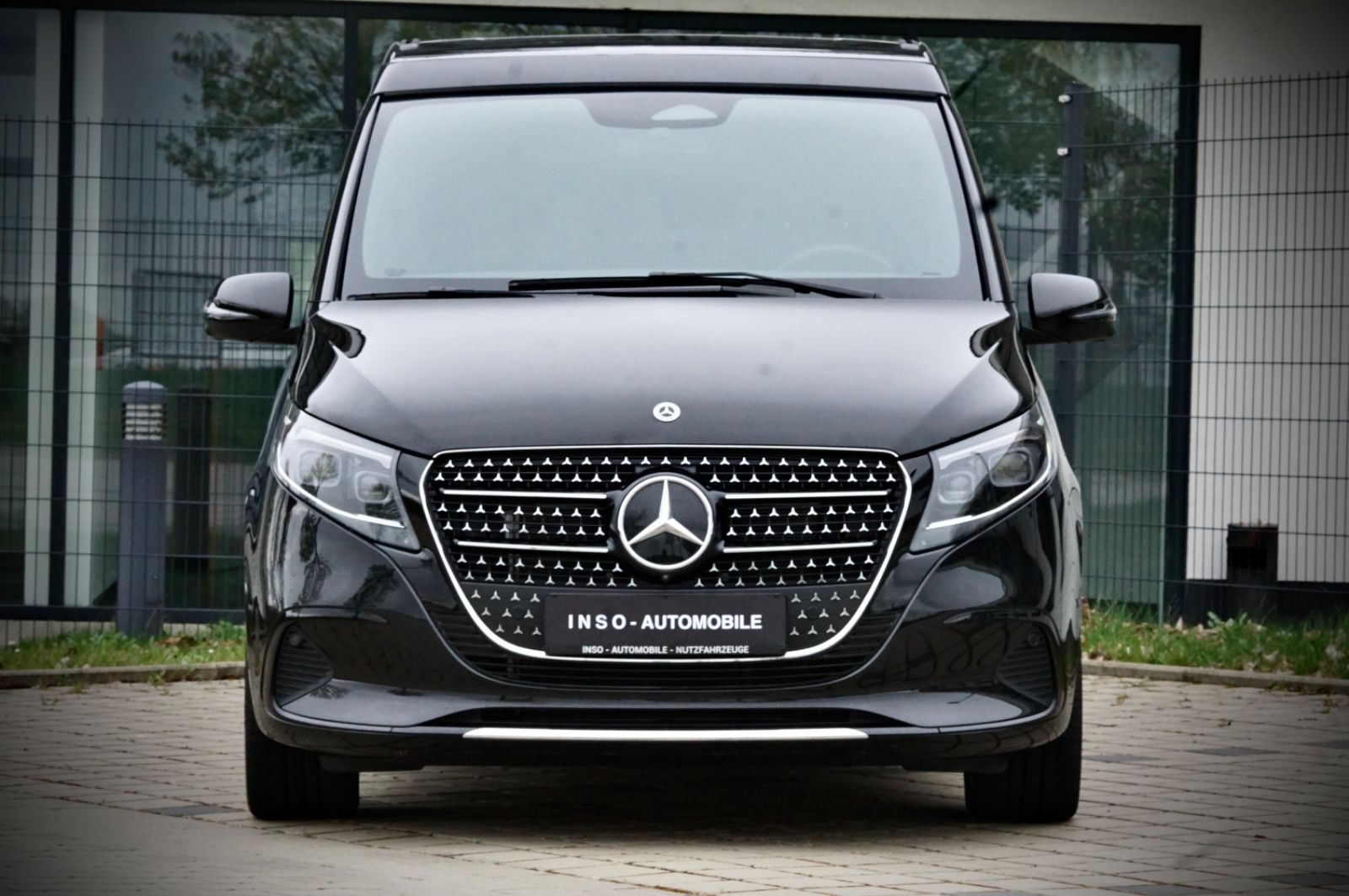 Mercedes-Benz V 250 Marco Polo - Samsaru's Car Outlet