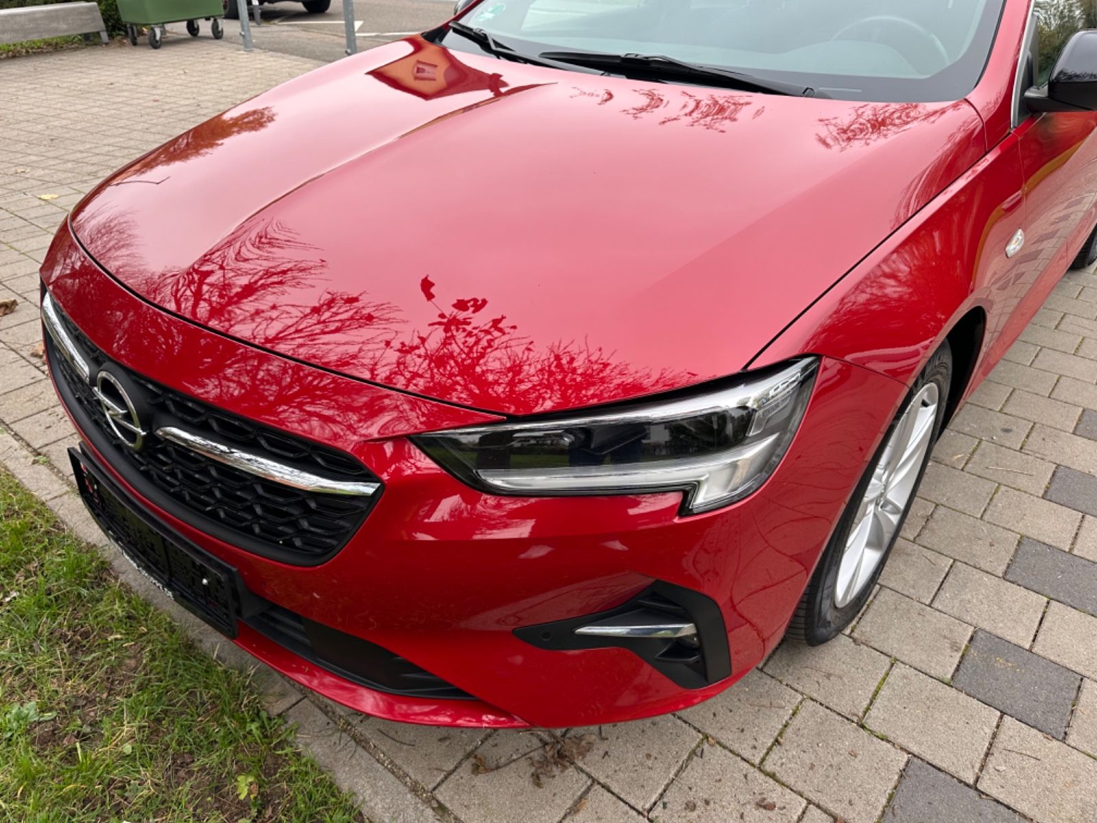 Opel Insignia Sports Business - Samsaru's Car Outlet