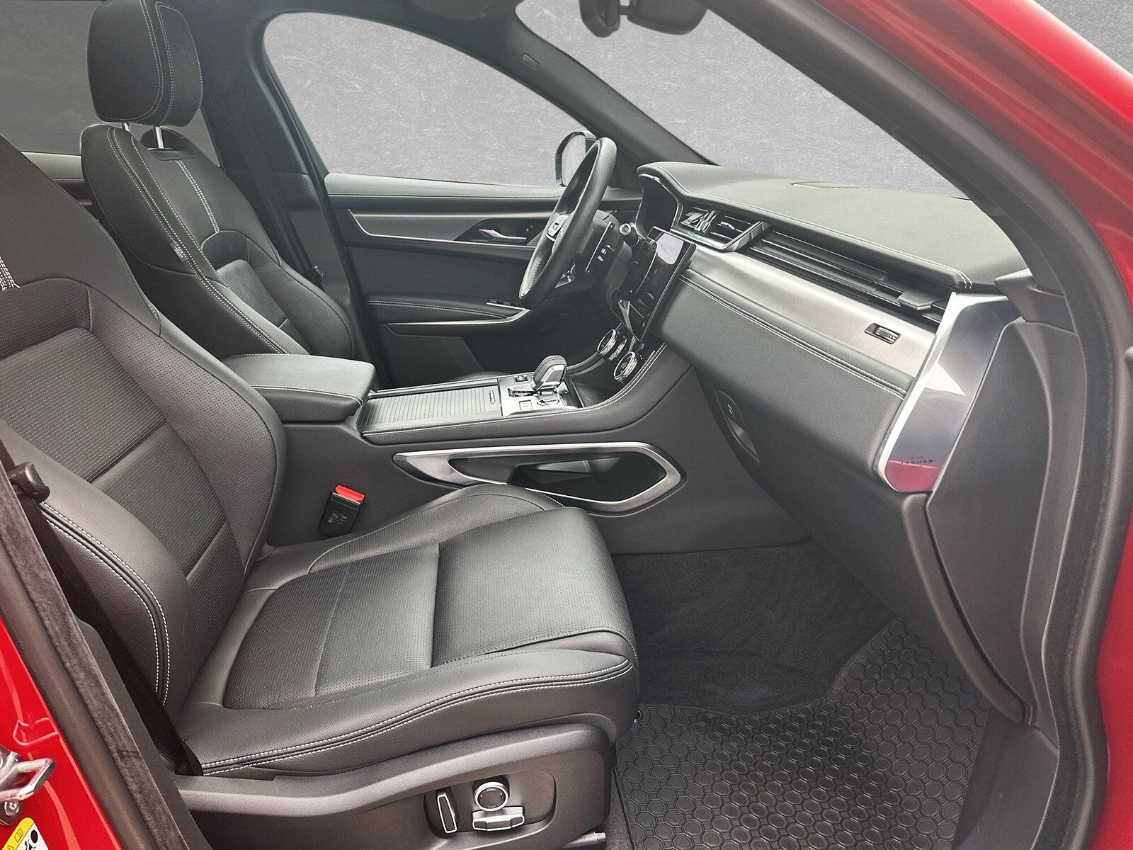 Jaguar F-Pace D300 R-Dyn SE 22" ACC Pano. 400W Standhz.
