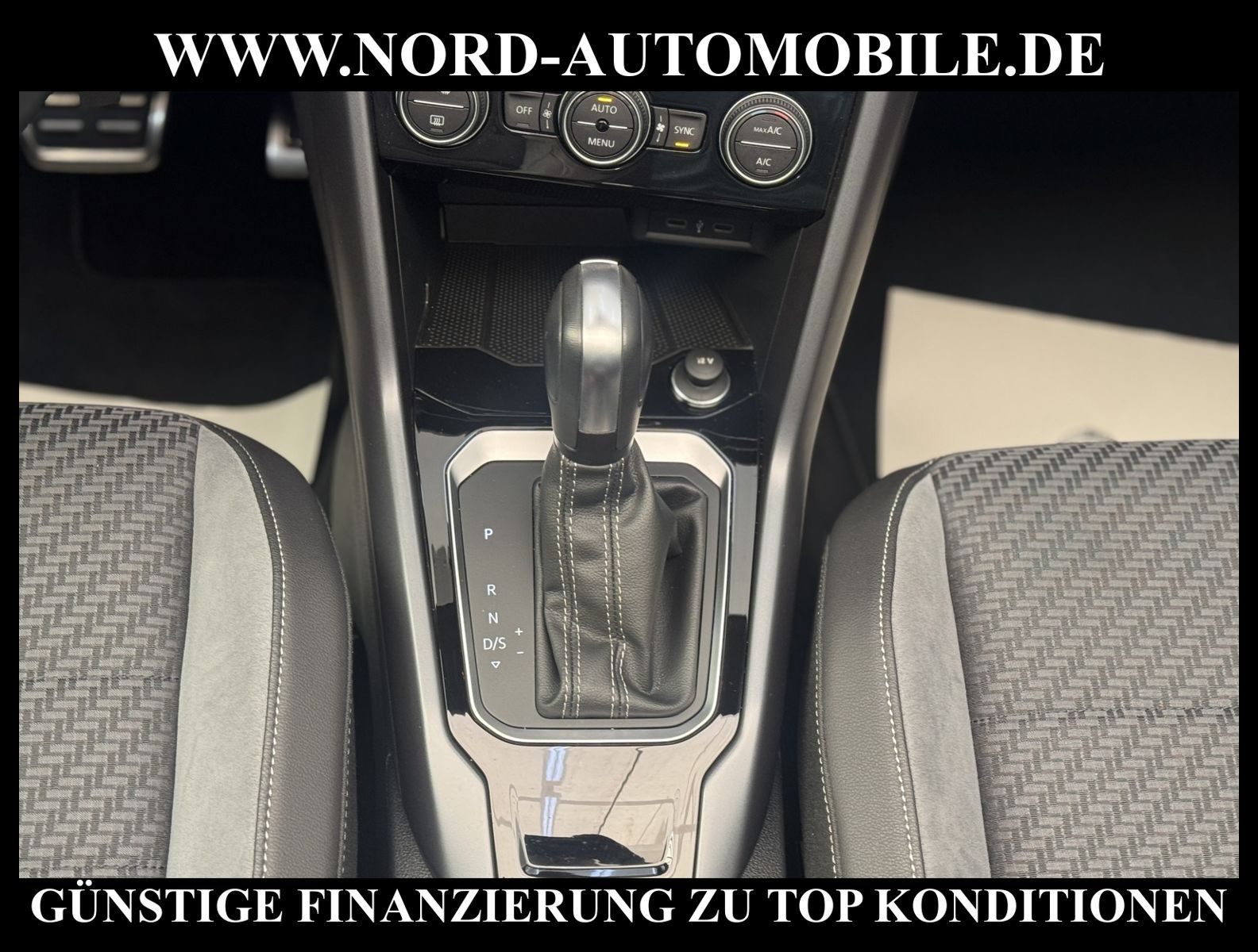 Volkswagen T-Roc R-Line 1.5 TSI DSG - Samsaru's Car Outlet