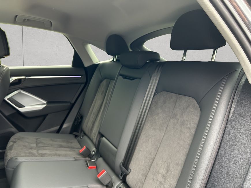 Audi Q3 45 TFSI Sportback quattro S line - Samsaru's Car Outlet