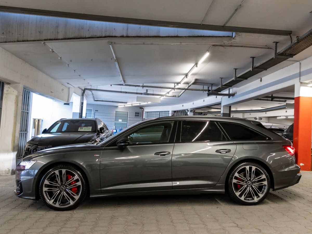 Audi A6 Avant 55 TFSI e quattro S line - Samsaru's Car Outlet