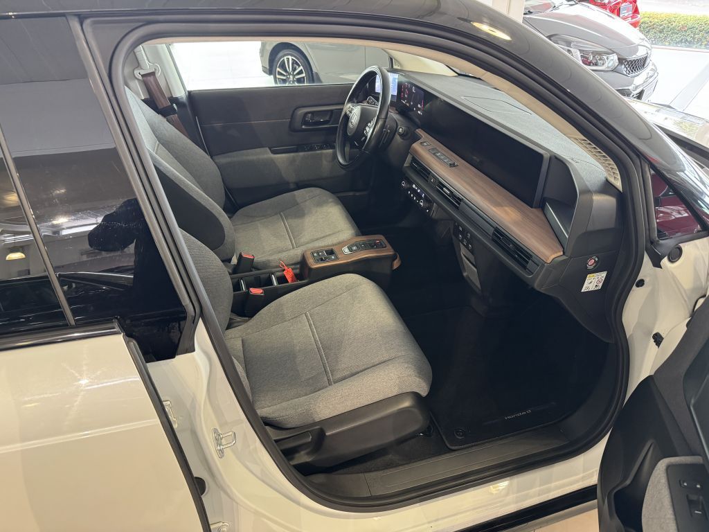 Honda e Advance-Paket