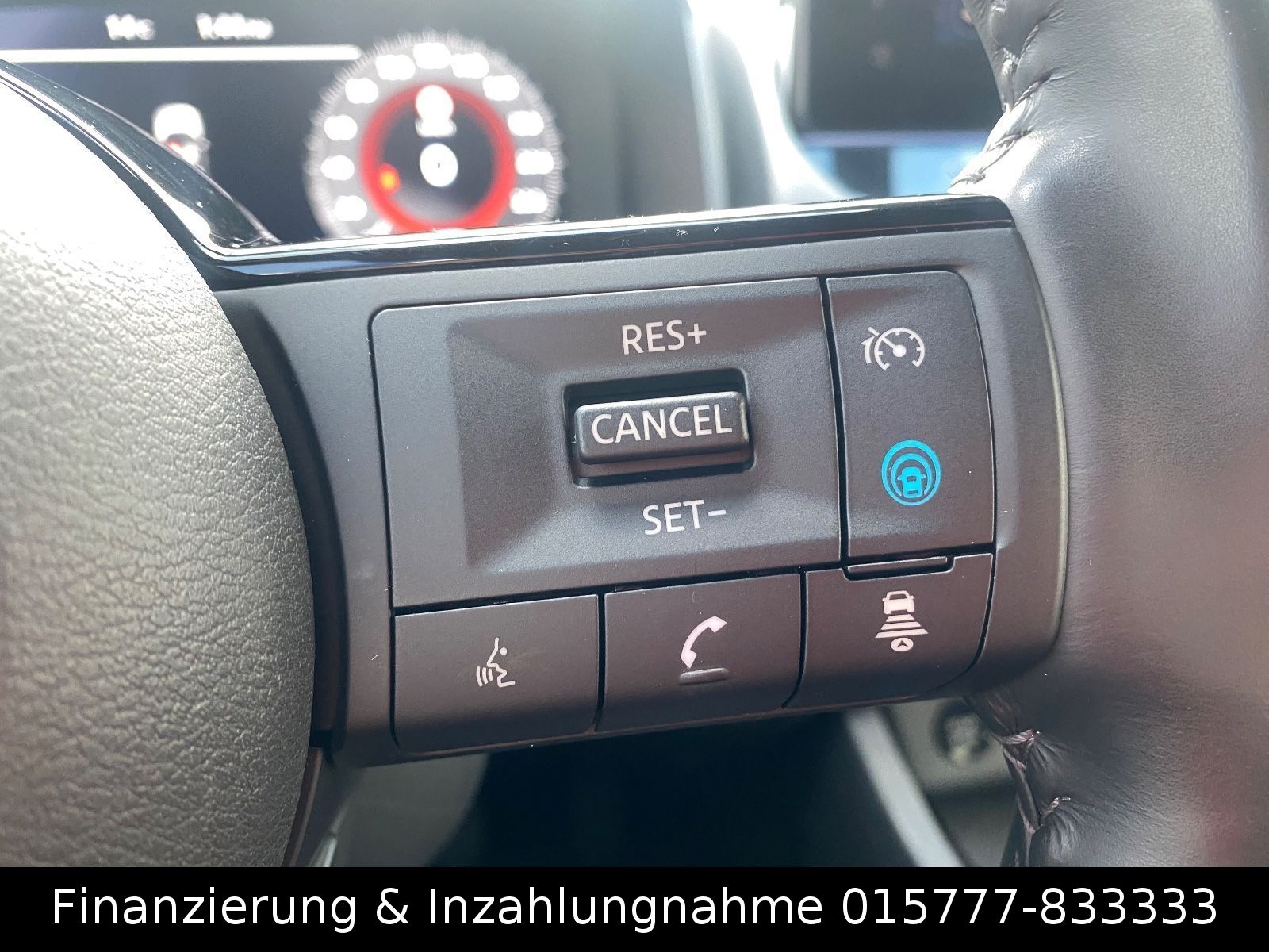 Nissan X-Trail E 4orce Tekna Voll Garantie