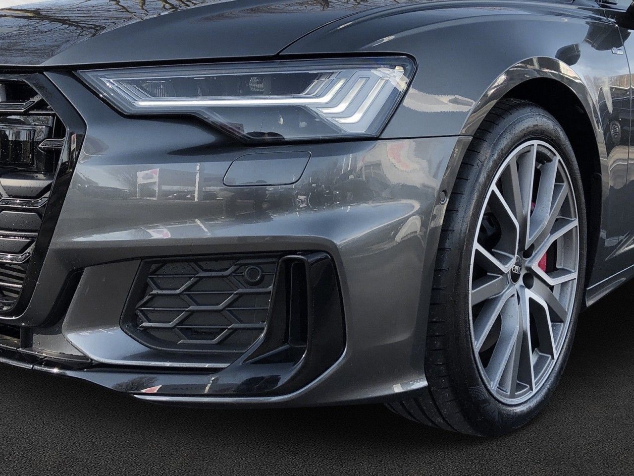 Audi A6 Avant 55 TFSI e Design S-LINE+MATRIX+PANO+ACC