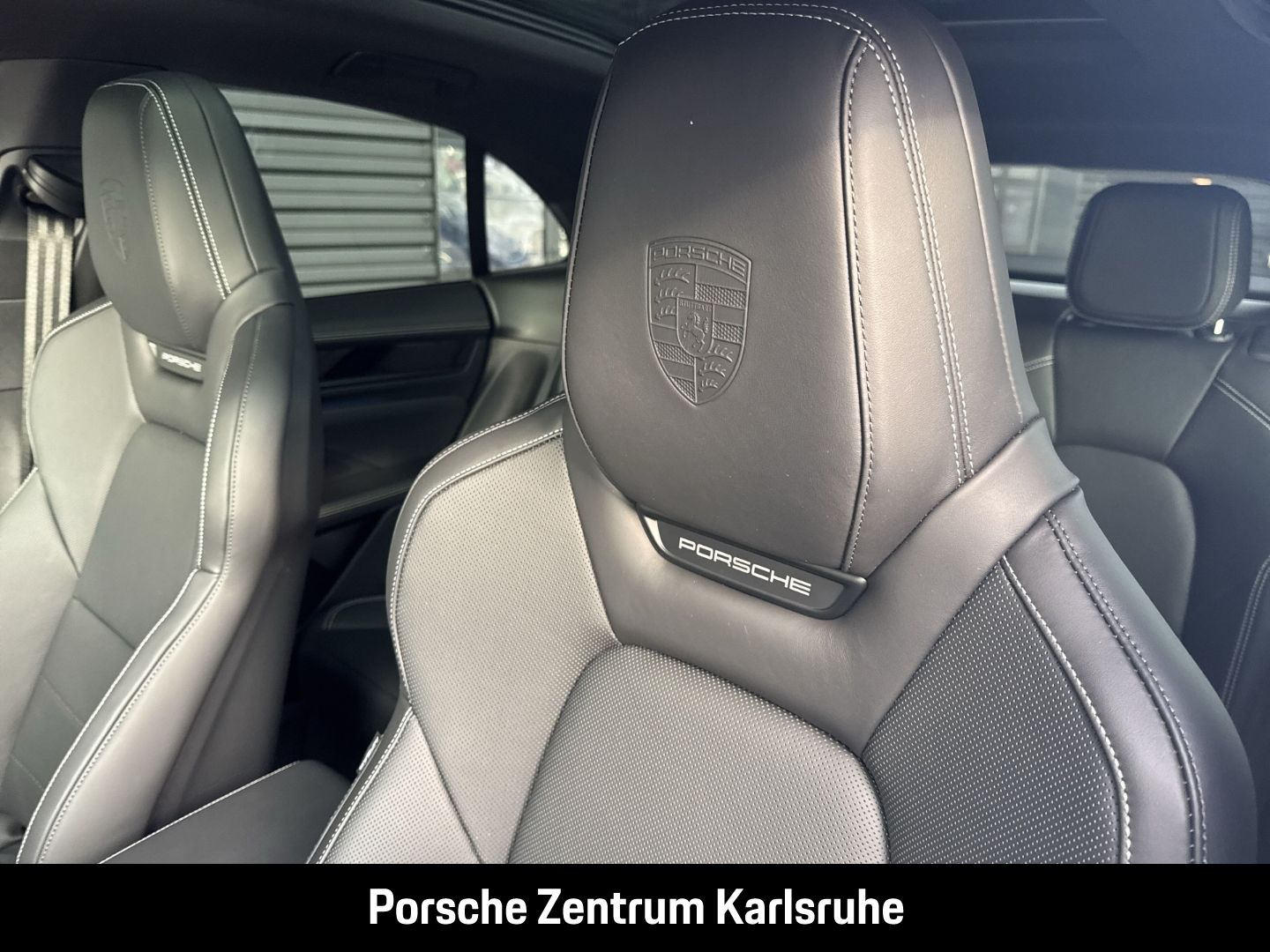 Porsche Macan 4S LED-Matrix Panoramadach Luftfederung