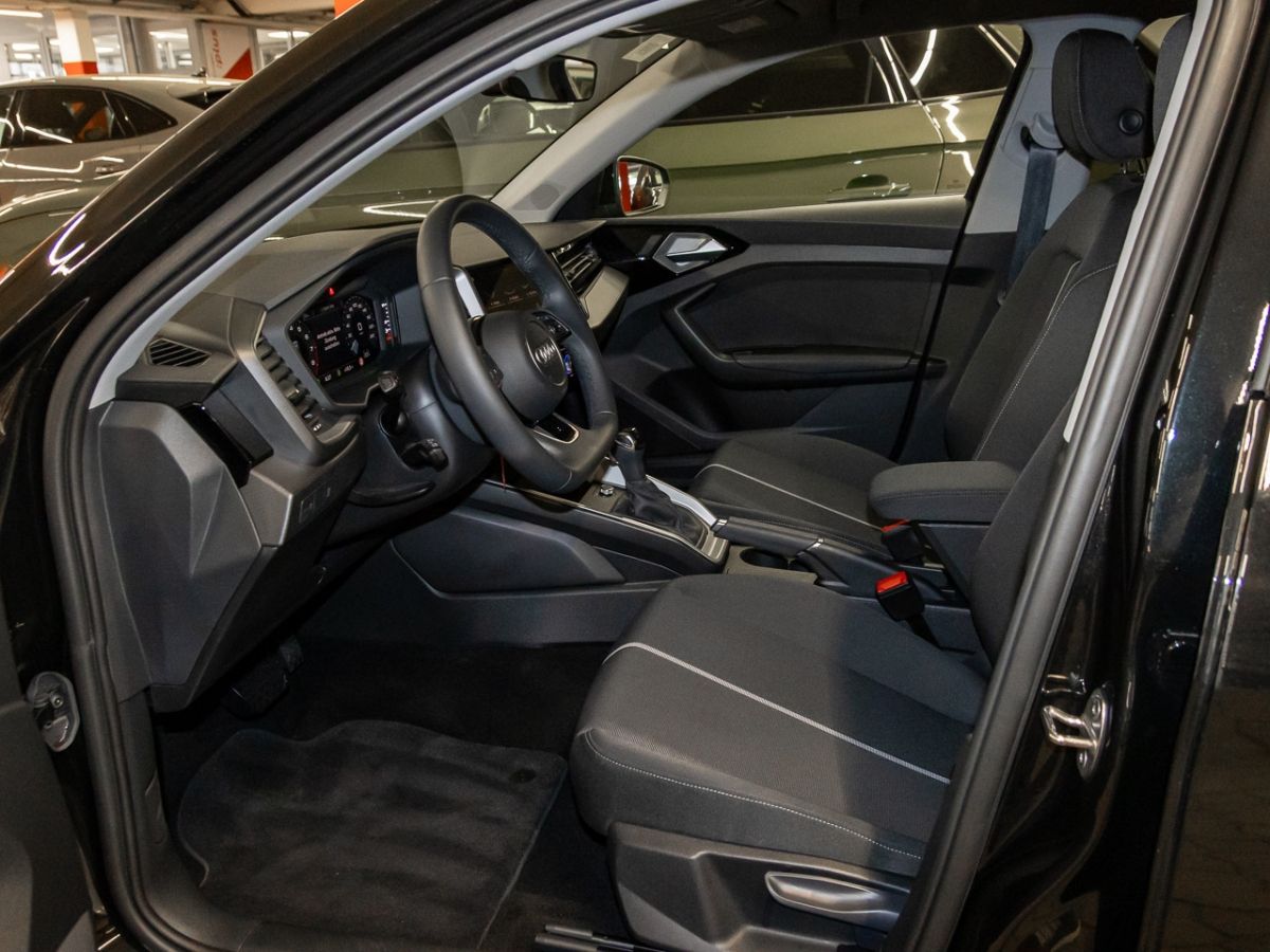 Audi A1 Sportback Advanced 25 TFSI S tronic - Samsaru's Car Outlet
