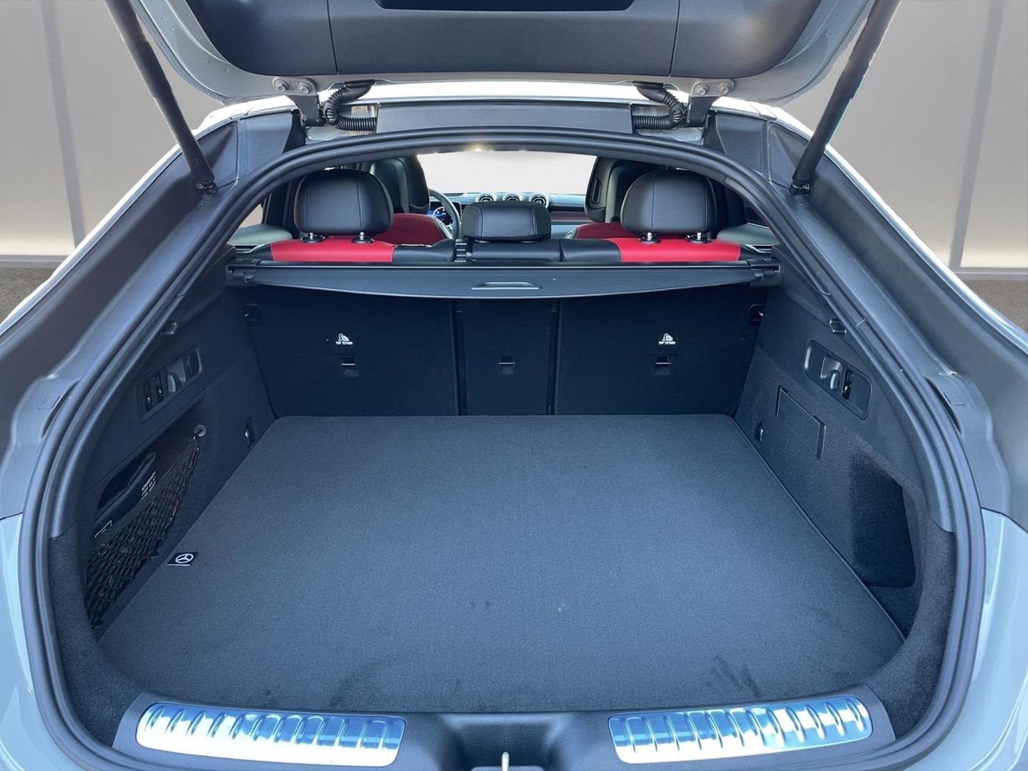 Mercedes-Benz GLC 300 d 4M AMG - Samsaru's Car Outlet