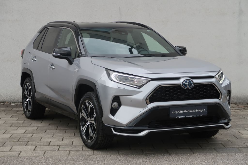 Toyota RAV 4 Plug-in-Hybrid - Samsaru's Car Outlet