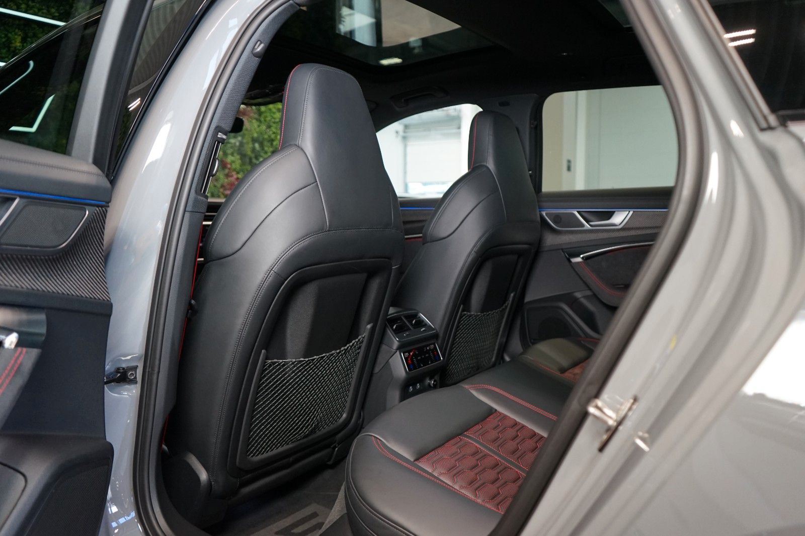 Audi RS6 Performance*AUX.HEAT*PANO*120.331€ NETTO