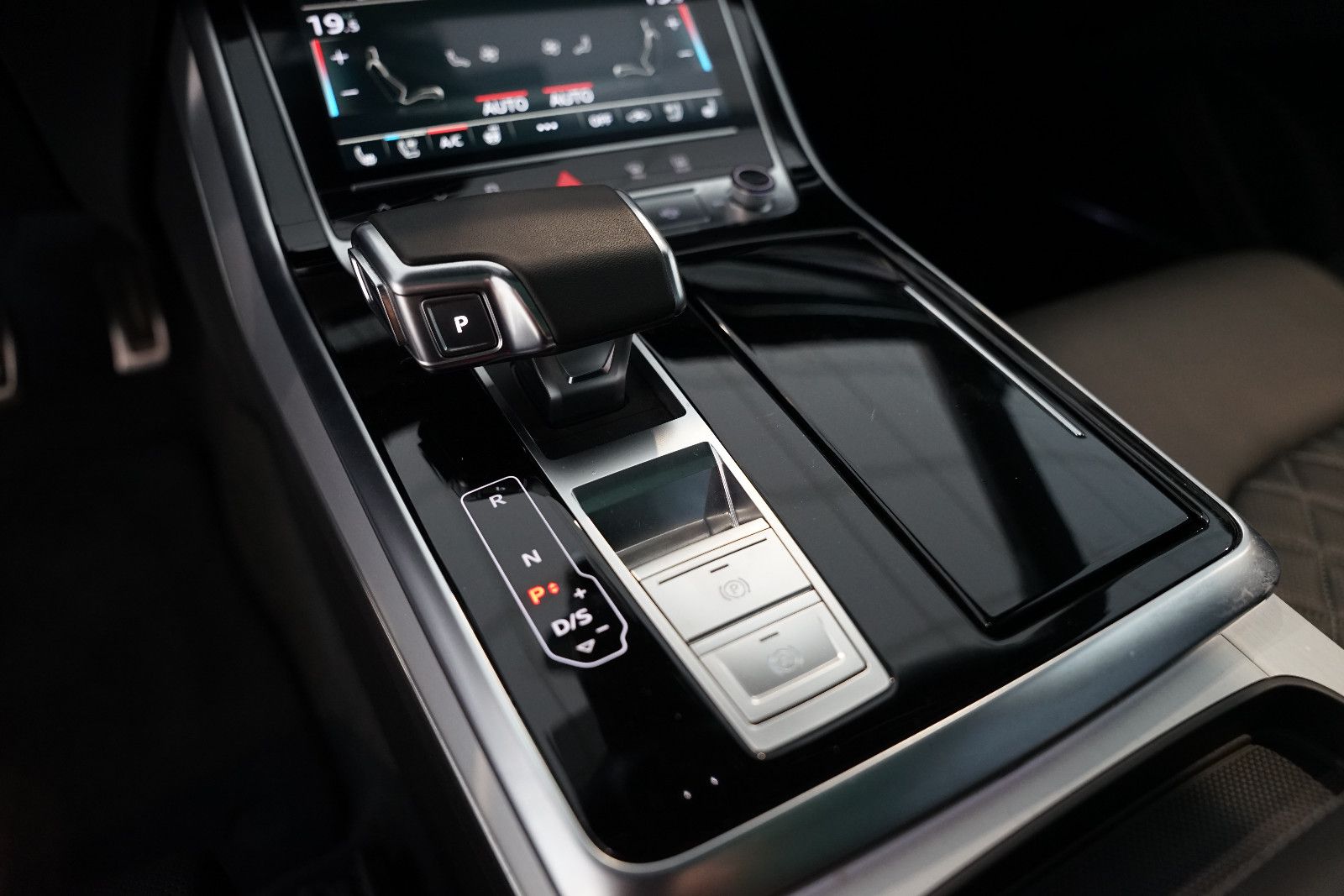 Audi Q8 50 TDI quattro | S line | Pano | B&O | Matrix