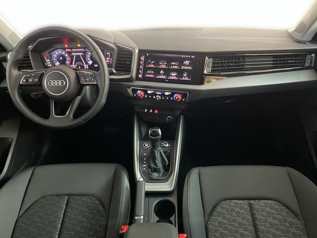 Audi A1 Sportback 30 TFSI advanced LED+CARPLAY+PRIVAC