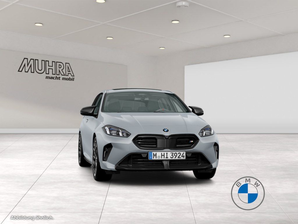 BMW M135 xDrive M Sport 19" AHK Pano Massage H/K