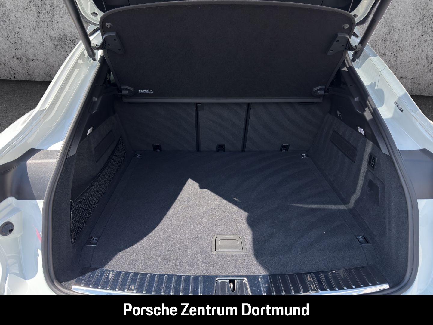 Porsche Cayenne E-Hybrid Coupe Surround-View LED-Matrix