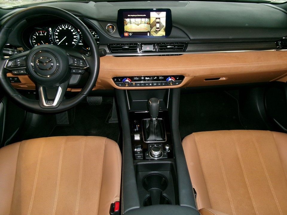 Mazda 6 2.5L SKYACTIV G 194 6AT 20THANNIVERSARY SUNROO