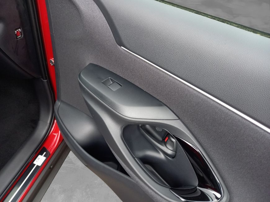 Toyota Yaris Cross Teamplayer Safety-Paket Winter-Paket