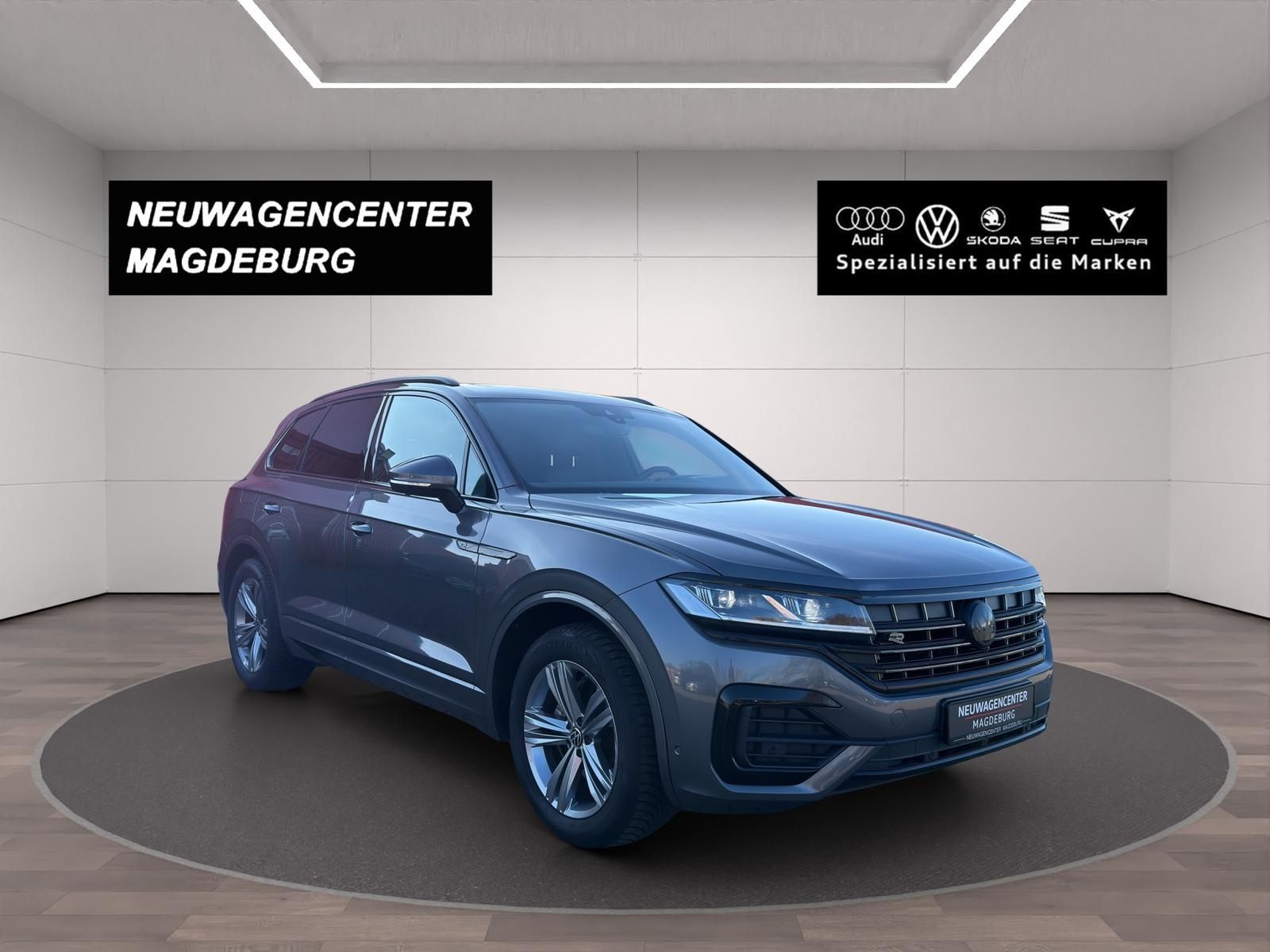 Volkswagen Touareg 3.0 V6 TDI R-LINE 4x4*LUFTFEDERUNG*PANO*