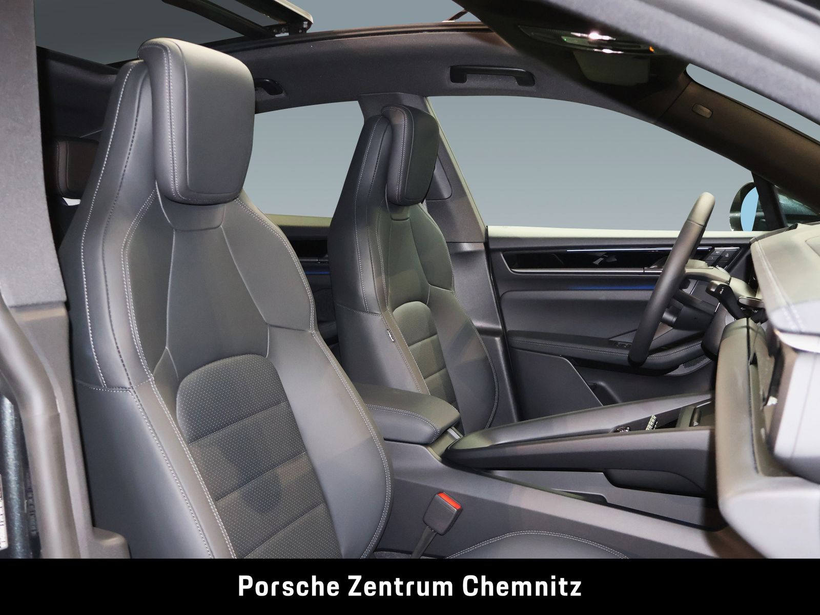 Porsche Macan 4S Electric Luft;AHZV;Pano;BOSE;Matrix-LED