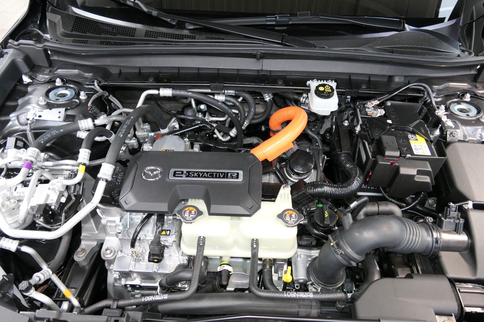 Mazda MX-30 170PS Range-EV Makoto Plus Vollausstattung