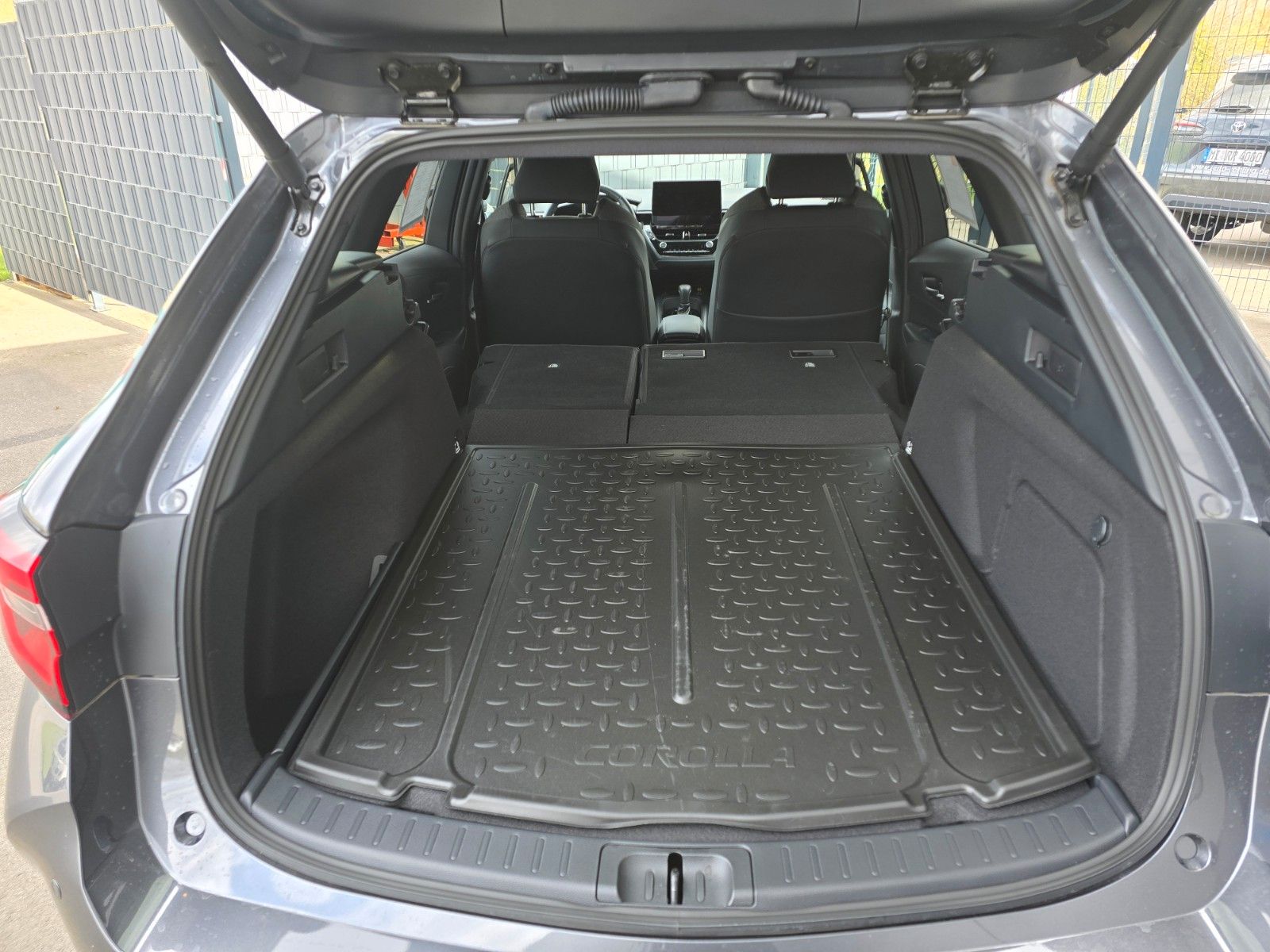 Toyota Corolla Touring Sports Hybrid Teamplayer