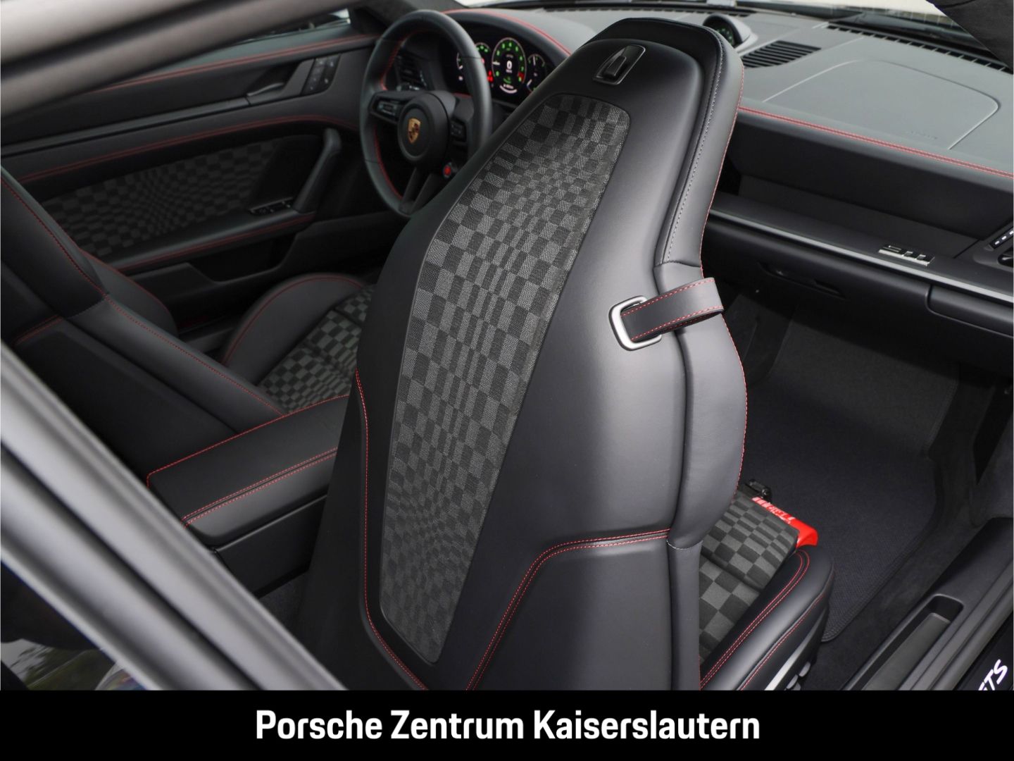 Porsche 992 911 Carrera 4 GTS Clubleder Liftsystem-VA