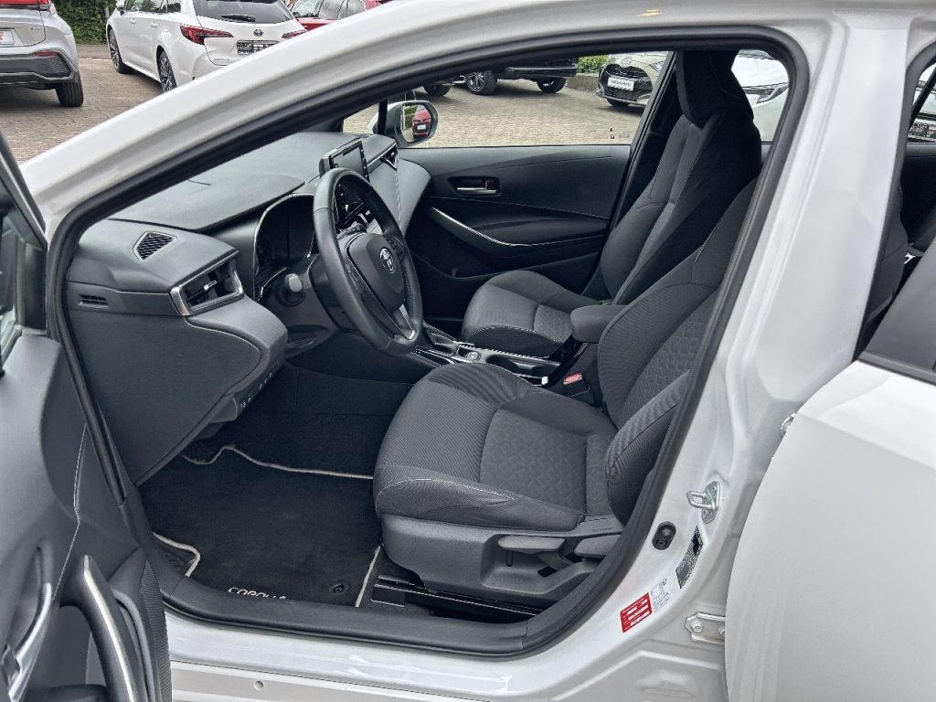 Toyota Corolla 1.8 Hybrid Touring Sports - Samsaru's Car Outlet